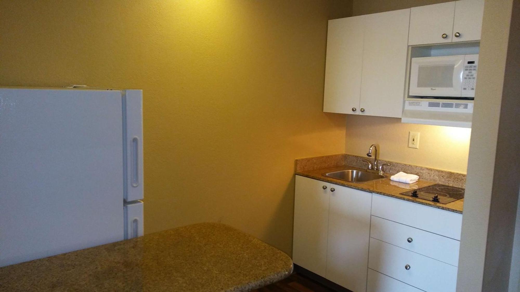 Extended Stay America Select Suites - Columbia - Northwest Harbison Экстерьер фото